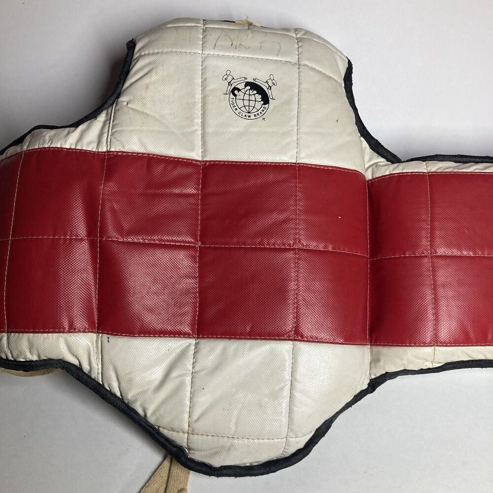 Adult Small Tiger Claw Brand Chest Protector Vest Reversible Strong Padding